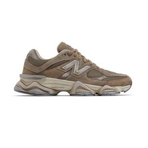 New Balance 9060 Mushroom.